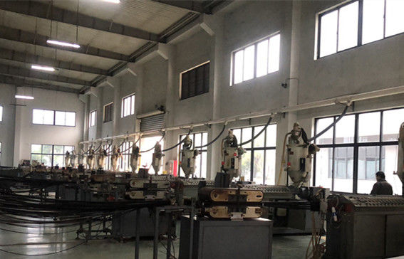 Suzhou Polywell Engineering Plastics Co.,Ltd üretici üretim hattı